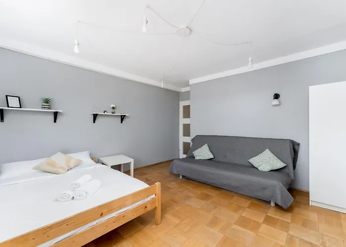 Park Zakrzowek Spacious Apartment